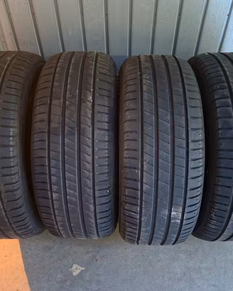 4 gomme estive 235/55R17 BF Goodrich al 70%