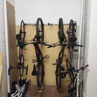 Supporto da parete per biciclette 6 ganci regolabi