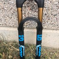 FOX 36 Fit Grip 2 Kashima coat MTB