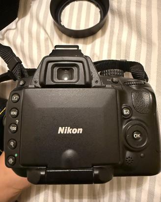 Nikon D5000