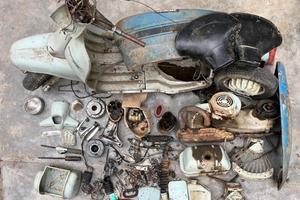 Ricambi Lambretta 125 LI 3ª serie  + documenti