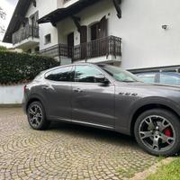 Maserati Levante 3000d. Motore da sostituire