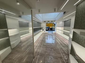 PRATI - Locale commerciale