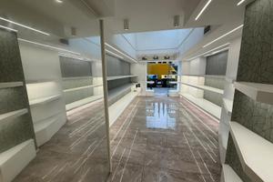 PRATI - Locale commerciale