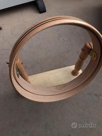 Telaio per ricamo in legno