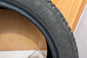 4 Pneumatici Kleber  225/45/17