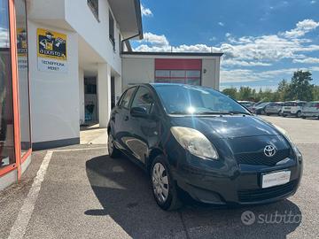 Toyota Yaris 1.3 5 porte Sol