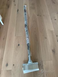 Raschietto pavimento manico lungo