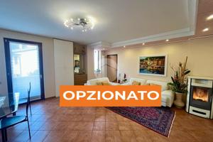 4 LOCALI A RIVOLI VERONESE