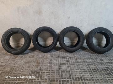 Pneumatici/Copertoni Pirelli invernali 225/55 R17