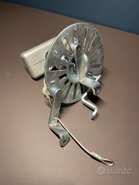 STAFFA DA SOFFITTO UNIVERSALE PER PROIETTORI G&BL