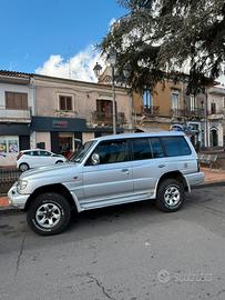 Pajero V20 2.8TD 4x4 buone condizioni