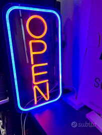 Insegna luce neon led OPEN