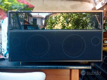 mobile con cassa stereo integrata