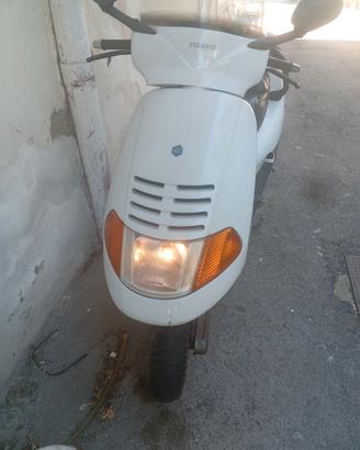 piaggio hexagon 