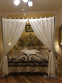 letto a baldacchino in ferro battuto vero