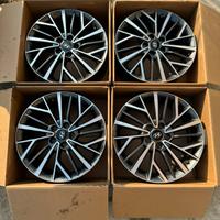 cerchi originali Hyundai r18  5x114.3