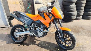 KTM 640 SUPER DUKE