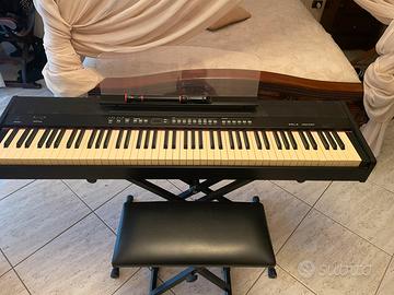 pianoforte elettrico come nuovo