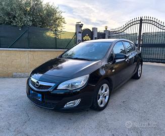 OPEL ASTRA 1.7 CDTI 110 CV COSMO - 2011