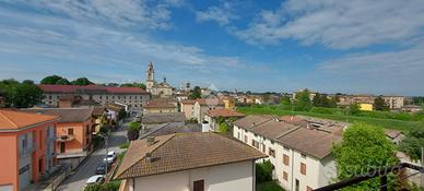 3 LOCALI A COLORNO