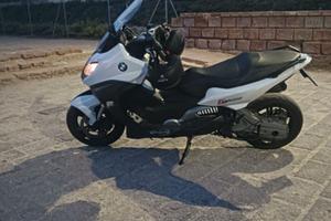 maxi scooter BMW 650 sport