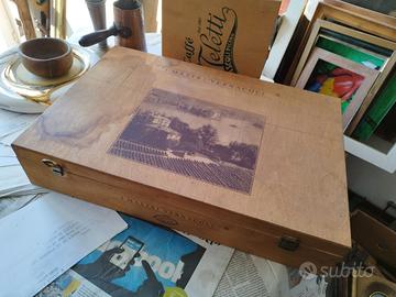 antica scatola  legno  CAVIT Mastri Vernacoli