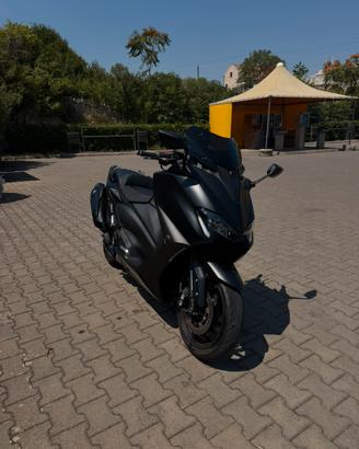 Yamaha Tmax 2021