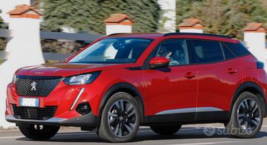 PEUGEOT 2008 Allure Hybrid 1.2 benzina