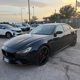 Maserati Ghibli V6 430 CV AWD Modena S Q4 09/2021