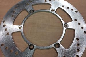 DISCO FRENO ANTERIORE YAMAHA TMAX 500 01/03