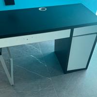 Scrivania ikea mickie