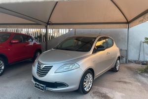 Lancia Ypsilon 0.9 TwinAir 85 CV 5 porte S&S Plati
