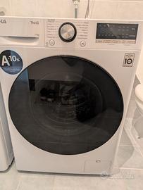 Lavatrice LG Serie R7 da 11 kg