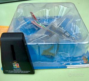 Modellino MB-339PAN Frecce Tricolori 1/100