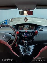 Lancia Ypslon anno 2020 1200 benzina