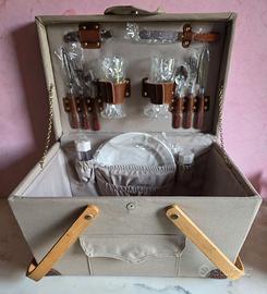 Cestino Da Picnic Rigido Con Set Stoviglie