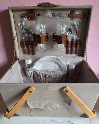 Cestino Da Picnic Rigido Con Set Stoviglie