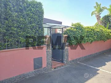 Appartamento - Aci Sant'Antonio