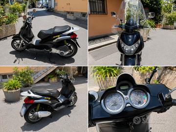 Beverly 250 - 31.850 km  - Tagliandato - Gomme 75%