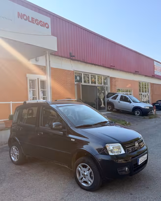 Fiat Panda 1.3 MJT 16V DPF 4x4 Climbing