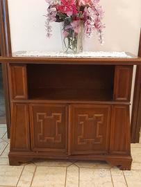 mobiletto porta TV o telefono