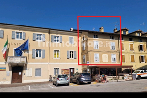 Palazzo e bar e attività ad Aquileia