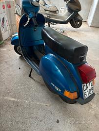 Vespa px125 arcobaleno