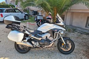 moto honda crossrunner