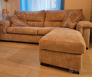 Divano Poltrone e Sofà, beige scuro.