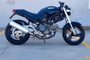 moto Ducati Monster depotenziata