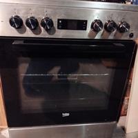 cucina a gas con forno ventilato marca BEKO