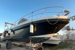 Ranieri shadow wa 30 + 2x300hp mercury (2009)