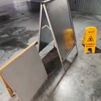 cavalletti per esposizione locandine 